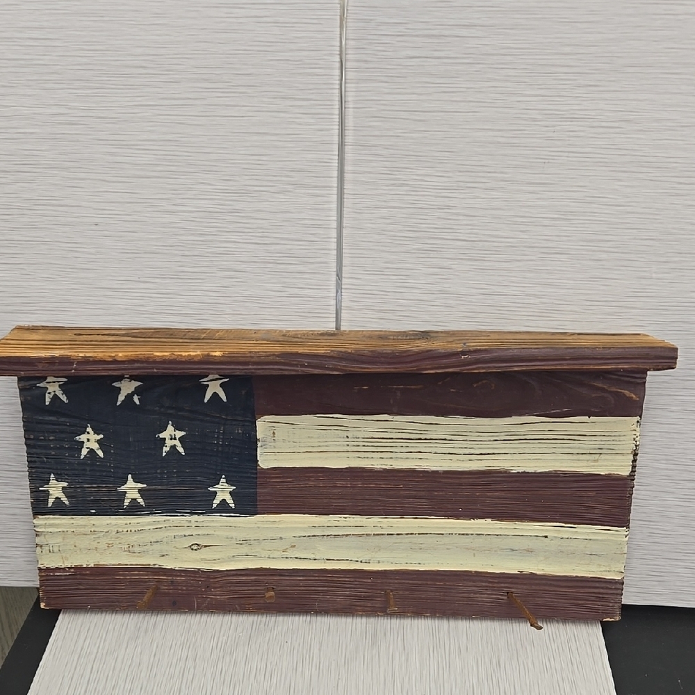 Rustic American Flag Wall Decor